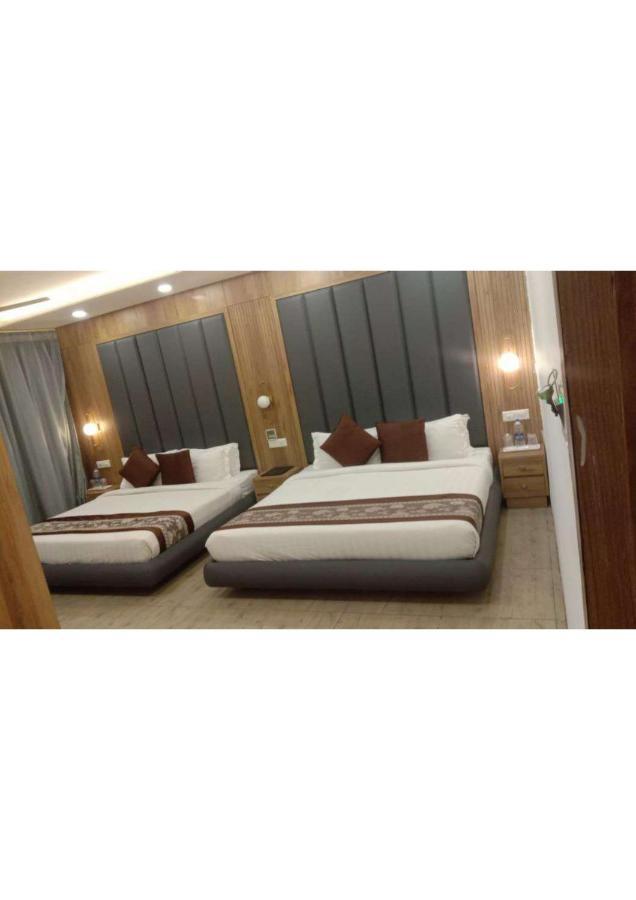 The Celestial Park, Bhopal Hotel Bagian luar foto